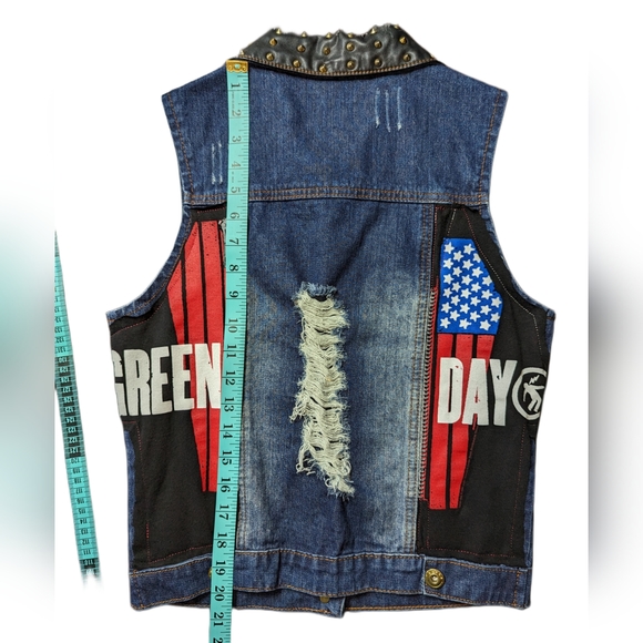 Green Day 🎸 Studded Vest - Picture 6 of 9